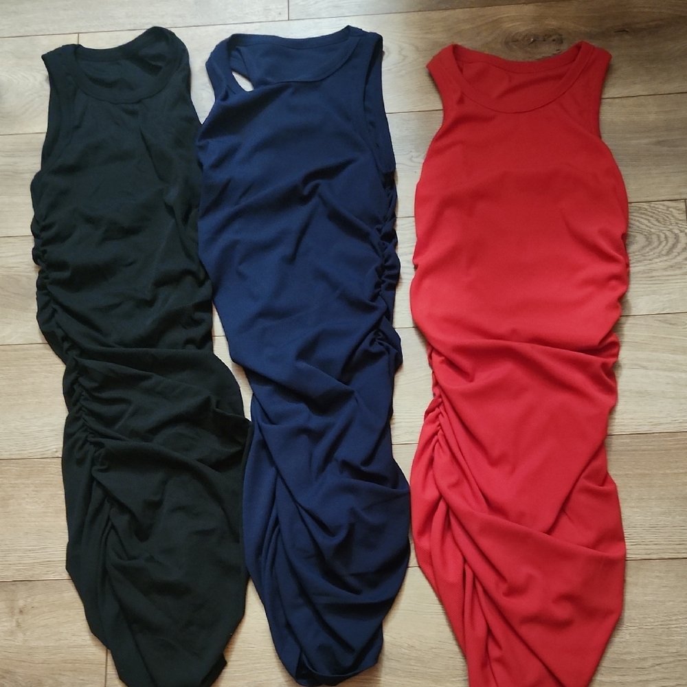 Chic Sleeveless Ruched Midi Dress - Black, Navy, and Red